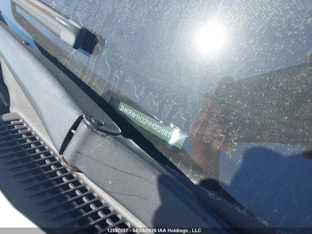 2HKRW1H32HH002681 Honda CR-V