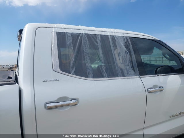 2022 Toyota Tundra Limited მანქანა იყიდება აუქციონზე, vin: 5TFJA5DB7NX046059, აუქციონის ნომერი: 12597099