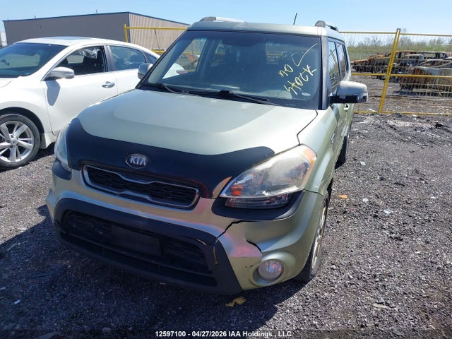 2013 Kia Soul +/!/sport მანქანა იყიდება აუქციონზე, vin: KNDJT2A60D7594726, აუქციონის ნომერი: 12597100