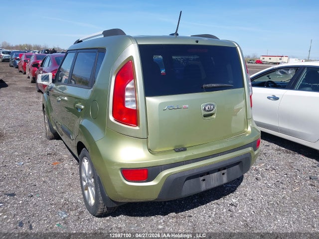2013 Kia Soul +/!/sport მანქანა იყიდება აუქციონზე, vin: KNDJT2A60D7594726, აუქციონის ნომერი: 12597100