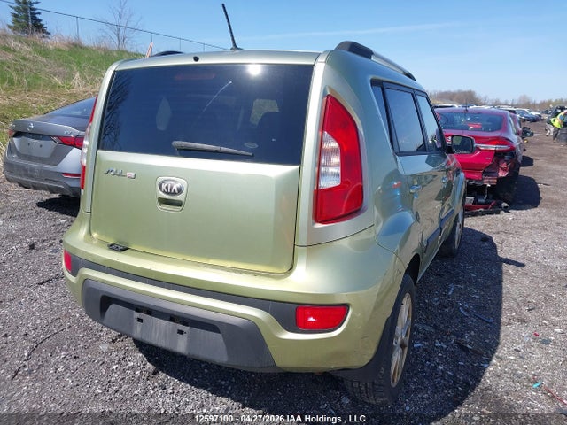 2013 Kia Soul +/!/sport მანქანა იყიდება აუქციონზე, vin: KNDJT2A60D7594726, აუქციონის ნომერი: 12597100
