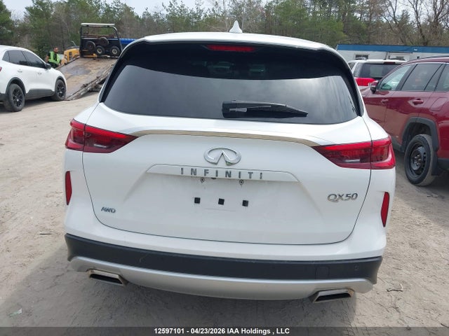 12597101 :رقم المزاد ، 3PCAJ5AB9MF118893 vin ، 2021 Infiniti Qx50 Pure مزاد بيع