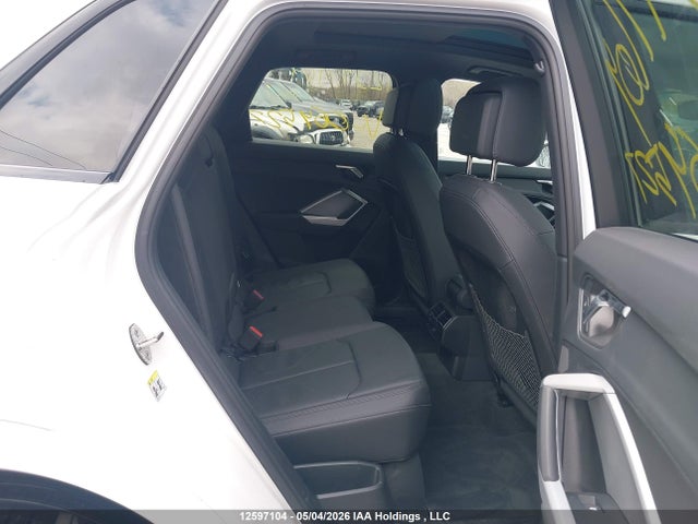WA1AUCF32S1064527 Audi Q3 Premium 40