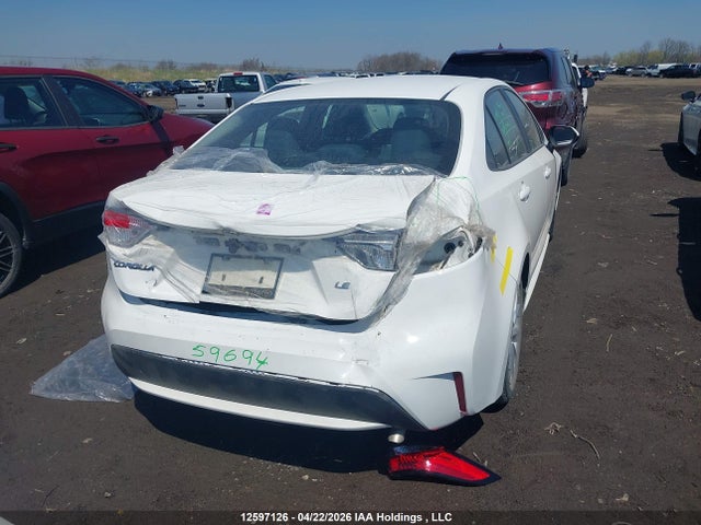 12597126 :رقم المزاد ، 5YFBPMBE1MP153776 vin ، 2021 Toyota Corolla Le مزاد بيع
