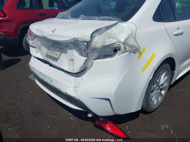 12597126 :رقم المزاد ، 5YFBPMBE1MP153776 vin ، 2021 Toyota Corolla Le مزاد بيع