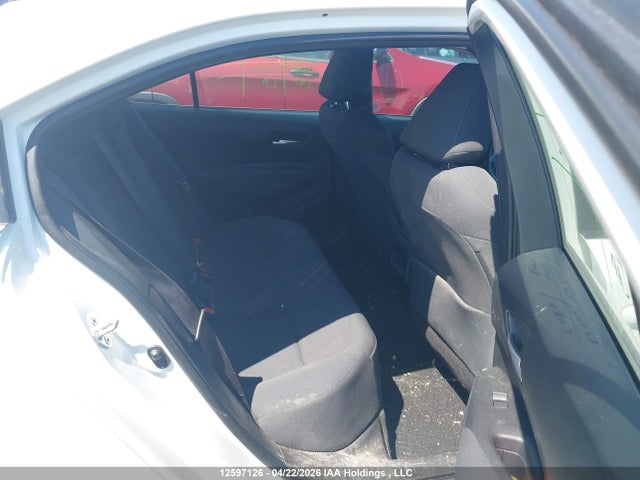 12597126 :رقم المزاد ، 5YFBPMBE1MP153776 vin ، 2021 Toyota Corolla Le مزاد بيع