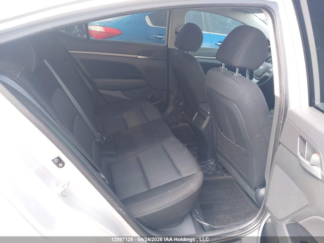 KMHD84LF3HU426380 Hyundai Elantra Se/value/limited