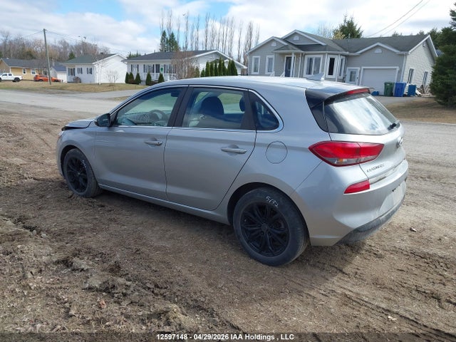 KMHH35LE3KU113026 Hyundai Elantra Gt Preferred