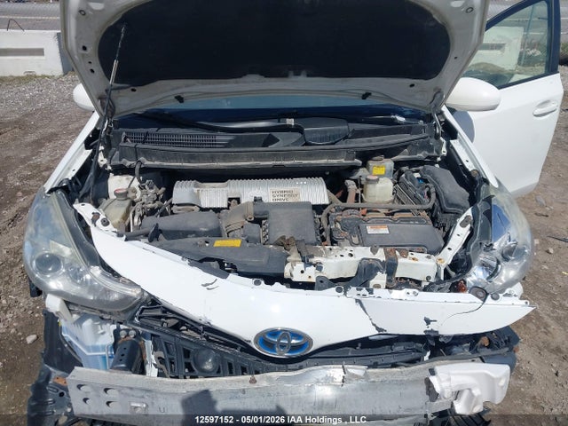 JTDZN3EU3FJ020977 Toyota PRIUS V