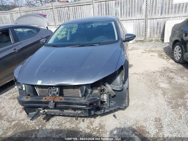 1VWBT7A33HC068088 Volkswagen Passat 1.8 Tsi Comfortline