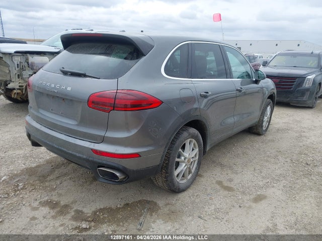 Porsche Cayenne Platinum Edition 2017 WP1AA2A28HKA85844 Image 4
