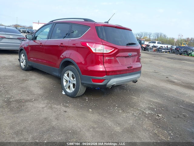 1FMCU0GXXFUC51612 Ford ESCAPE SE