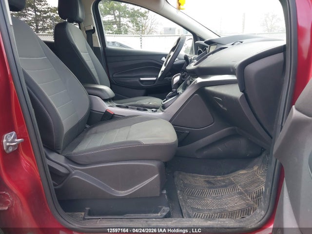 1FMCU0GXXFUC51612 Ford ESCAPE SE