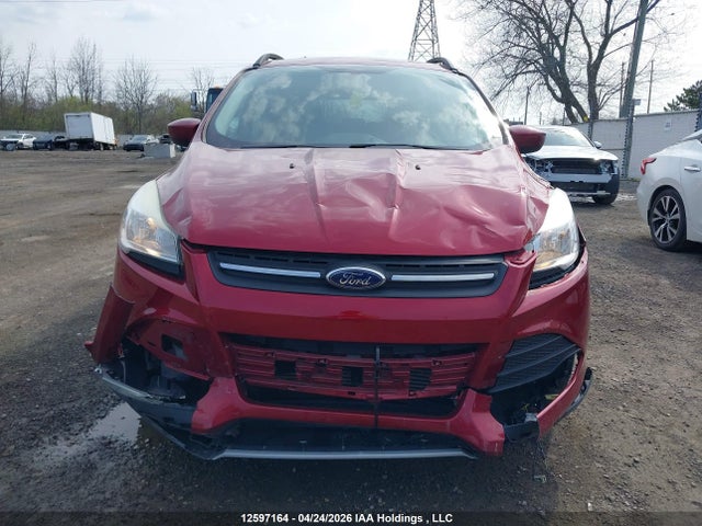 1FMCU0GXXFUC51612 Ford ESCAPE SE