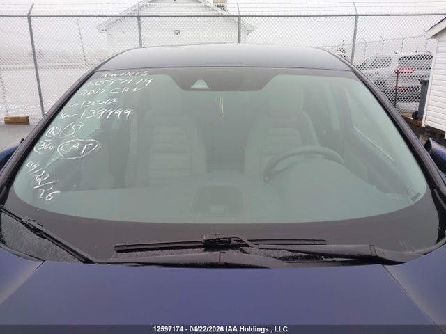 12597174 :رقم المزاد ، 2HKRW2H23HH135012 vin ، 2017 Honda Cr-v Lx مزاد بيع