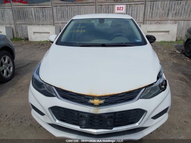1G1BE5SM9H7227528 Chevrolet Cruze Lt Auto