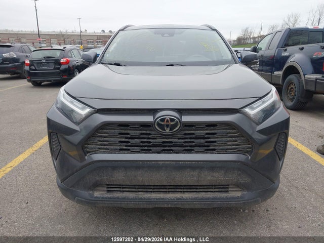 12597202 :رقم المزاد ، 2T3R1RFV7NC287966 vin ، 2022 Toyota Rav4 Xle مزاد بيع