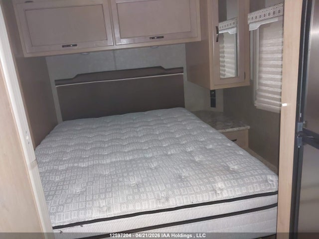 Продажа на аукционе авто 2021 Ford Econoline E450 Super Duty Cutaway Van, vin: 1FDXE4FN4MDC00187, номер лота: 12597204