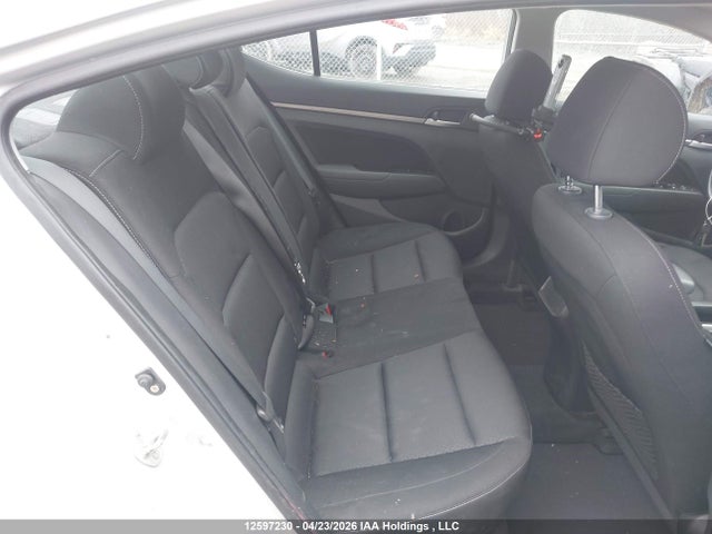 KMHD84LFXHU244420 Hyundai ELANTRA GL