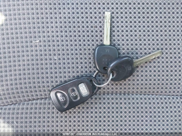 2012 Hyundai Sonata Gl მანქანა იყიდება აუქციონზე, vin: 5NPEB4AC6CH397981, აუქციონის ნომერი: 12597237