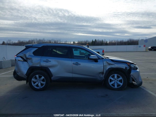 Auction sale of the 2021 Toyota Rav4 Le, vin: 2T3B1RFV2MC218019, lot number: 12597247