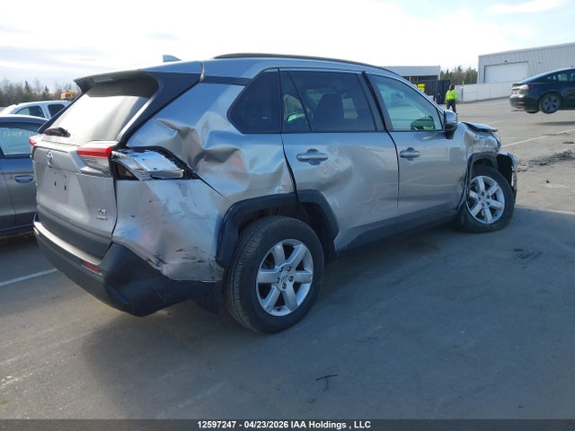 Auction sale of the 2021 Toyota Rav4 Le, vin: 2T3B1RFV2MC218019, lot number: 12597247