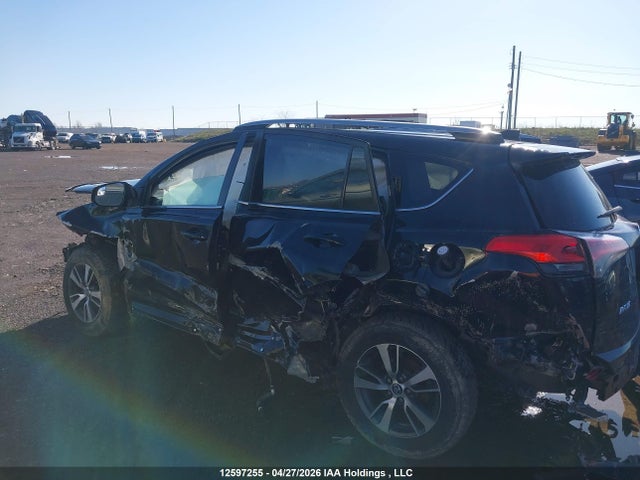 2018 Toyota Rav4 Le მანქანა იყიდება აუქციონზე, vin: 2T3ZFREV7JW510700, აუქციონის ნომერი: 12597255