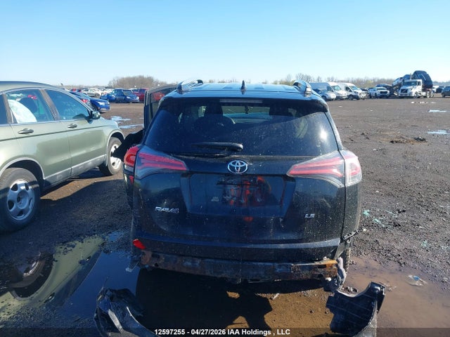 2018 Toyota Rav4 Le მანქანა იყიდება აუქციონზე, vin: 2T3ZFREV7JW510700, აუქციონის ნომერი: 12597255