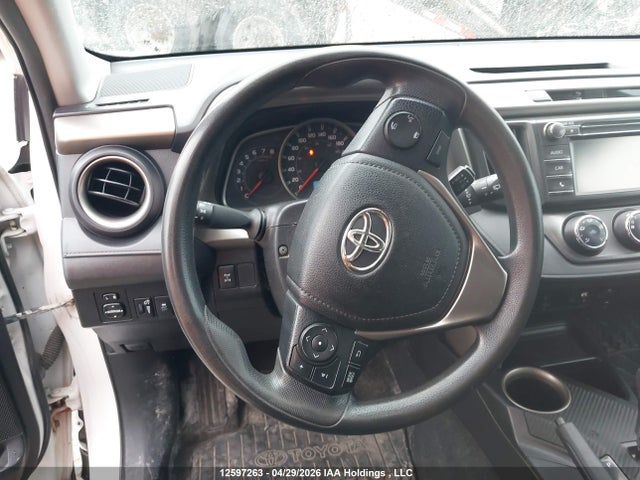 2015 Toyota Rav4 Le მანქანა იყიდება აუქციონზე, vin: 2T3BFREV0FW280068, აუქციონის ნომერი: 12597263