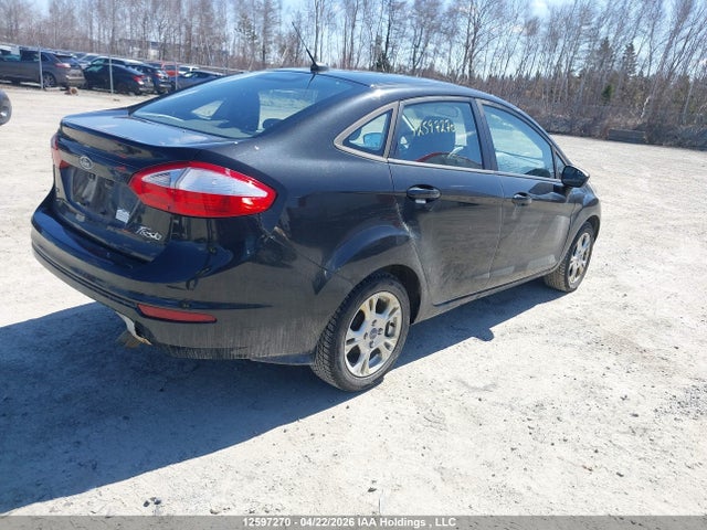 2015 Ford Fiesta Se მანქანა იყიდება აუქციონზე, vin: 3FADP4BJXFM116280, აუქციონის ნომერი: 12597270