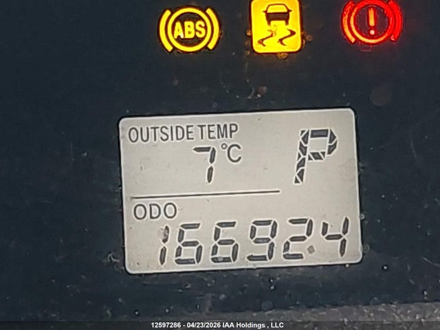 12597286 :رقم المزاد ، 2T1KU4EEXAC424298 vin ، 2010 Toyota Matrix مزاد بيع
