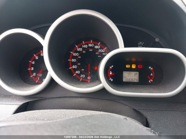 12597286 :رقم المزاد ، 2T1KU4EEXAC424298 vin ، 2010 Toyota Matrix مزاد بيع