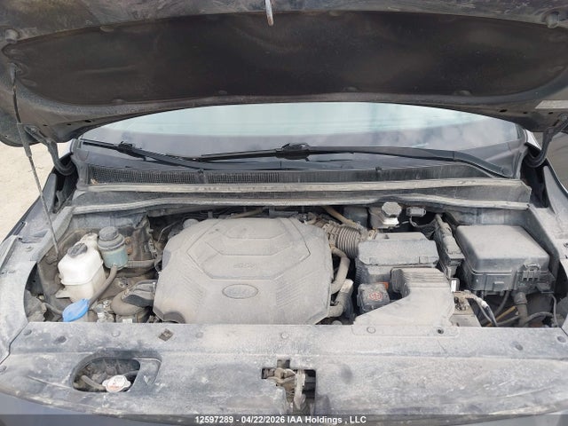 KNDMB5C17K6556092 KIA SEDONA LX
