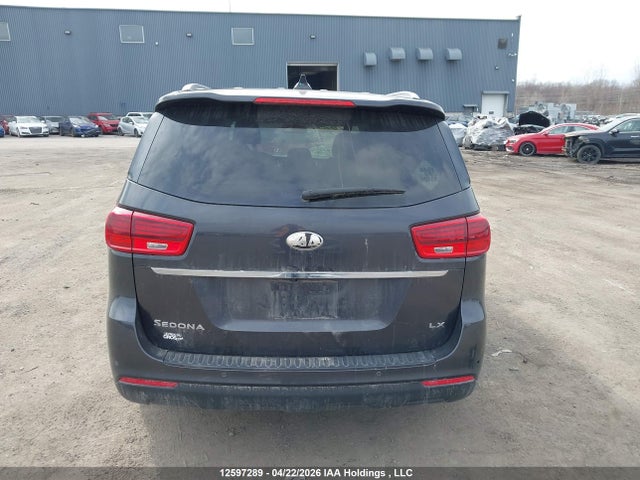 KNDMB5C17K6556092 KIA SEDONA LX