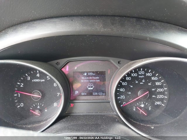 KNDMB5C17K6556092 KIA SEDONA LX