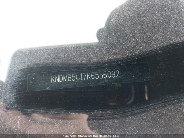 KNDMB5C17K6556092 KIA SEDONA LX