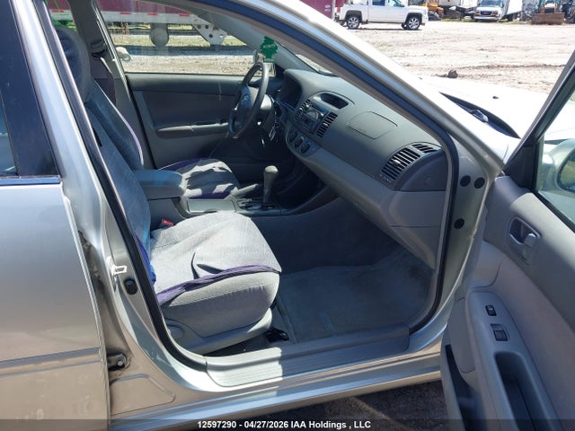 12597290 :رقم المزاد ، JTDBE32KX30177556 vin ، 2003 Toyota Camry مزاد بيع