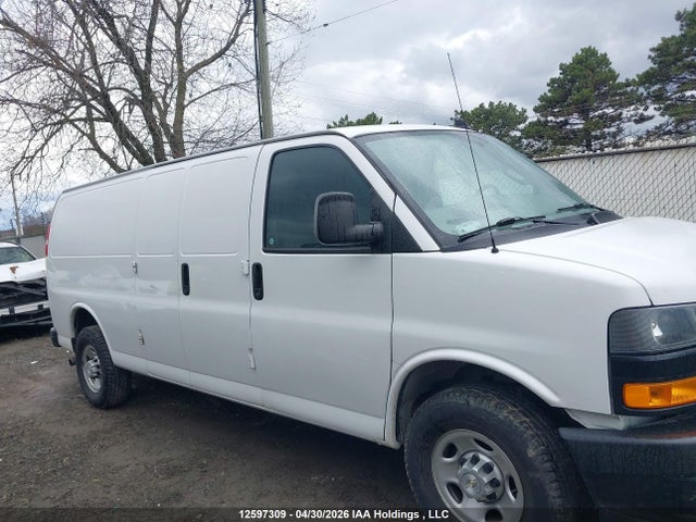 1GCWGBFP6N1138715 Chevrolet Express G2500