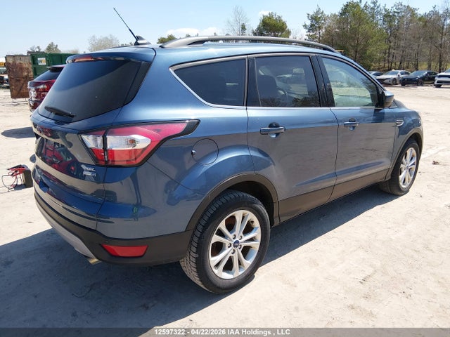 1FMCU9HD8JUC42456 Ford ESCAPE SEL