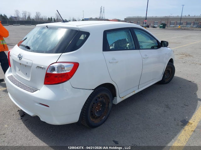 2011 Toyota Matrix მანქანა იყიდება აუქციონზე, vin: 2T1KU4EE4BC564865, აუქციონის ნომერი: 12593437