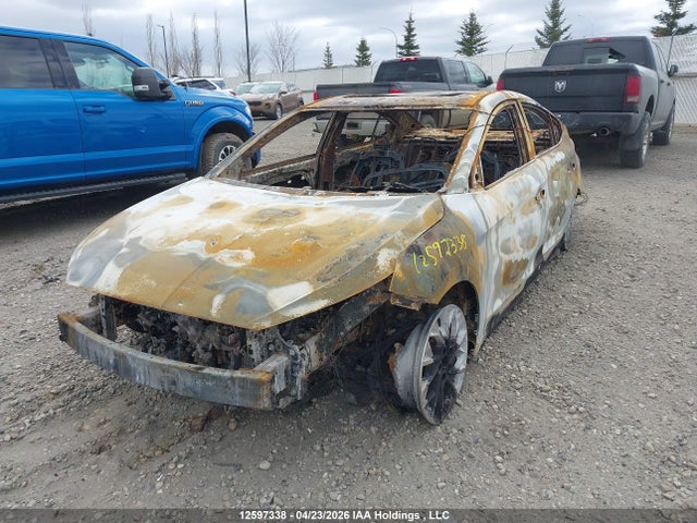 KMHD84LF8LU978692 Hyundai Elantra Luxury