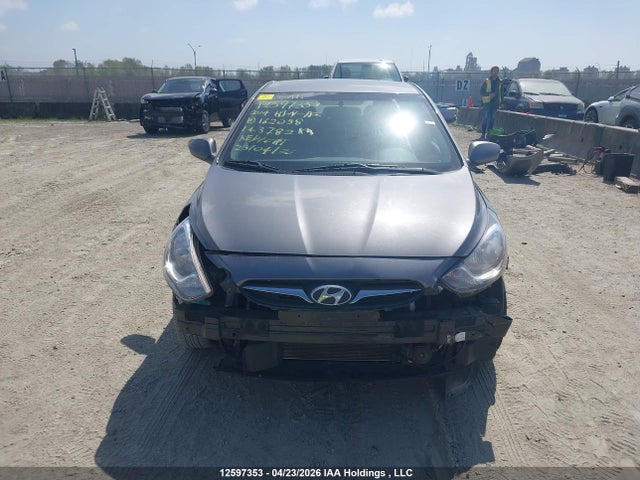 KMHCT5AE0EU162038 Hyundai Accent Gls/gs