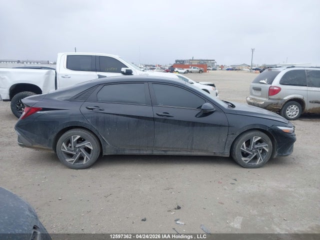 KMHLM4DG6SU968398 Hyundai Elantra Preferred With Tech Package