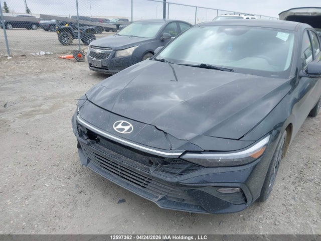 KMHLM4DG6SU968398 Hyundai Elantra Preferred With Tech Package