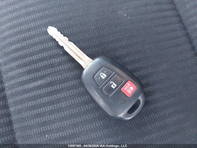 12597365 :رقم المزاد ، 2T3BFREV6FW312232 vin ، 2015 Toyota Rav4 Le مزاد بيع