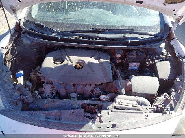 2013 Hyundai Elantra Gt მანქანა იყიდება აუქციონზე, vin: KMHD25LE0DU063464, აუქციონის ნომერი: 12597384