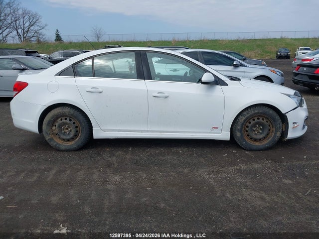 1G1PE5SBXF7118187 Chevrolet Cruze 2lt