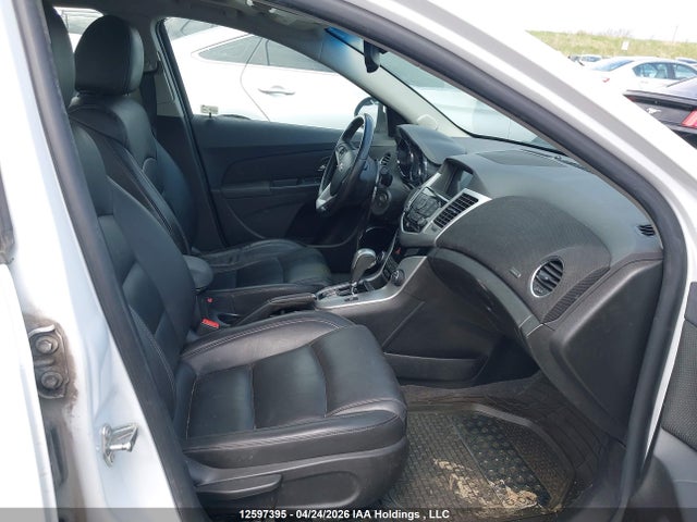 1G1PE5SBXF7118187 Chevrolet Cruze 2lt