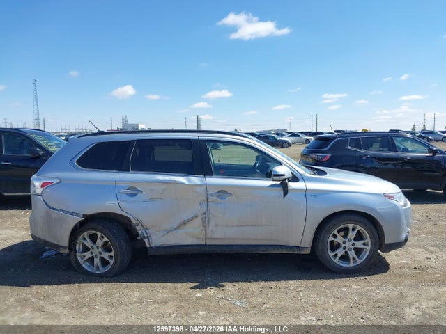 JA4JZ4AX3EZ600733 Mitsubishi OUTLANDER GT