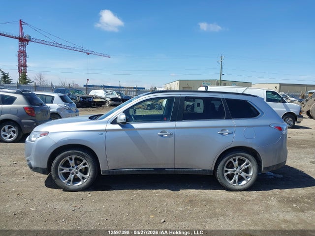 JA4JZ4AX3EZ600733 Mitsubishi OUTLANDER GT